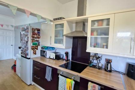 4 bedroom Property to let in Stannington View Road, S10