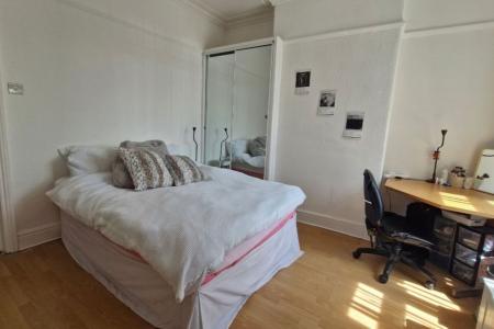 4 bedroom Property to let in Stannington View Road, S10