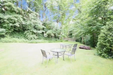 2 bedroom Property to let in Hallam Court, S17 4QD