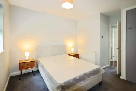 2 bedroom Property to let in Hallam Court, S17 4QD