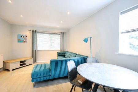2 bedroom Property to let in Hallam Court, S17 4QD