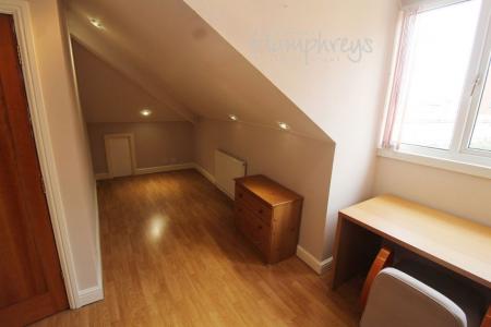 2 bedroom Property to let in Infirmary Road, S6 3DH