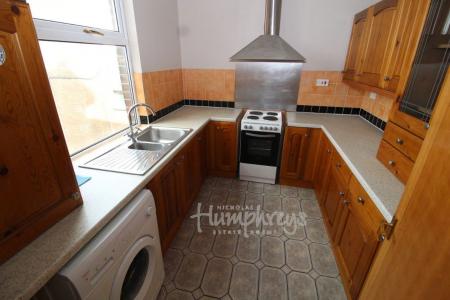 2 bedroom Property to let in Infirmary Road, S6 3DH