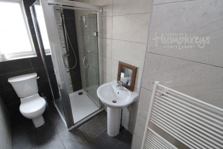 2 bedroom Property to let in Infirmary Road, S6 3DH