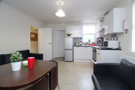 1 bedroom Property to let in Page Hall Rd, S4 8GW