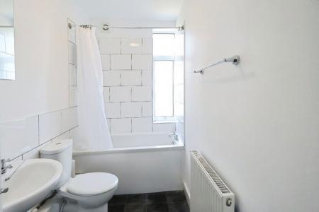 3 bedroom Property to let in Newman Road, S9 1LS
