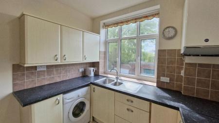 2 bedroom Flat for sale in Carter Knowle Road, Sheffield, S7