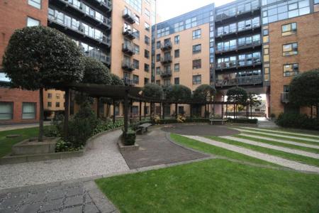 1 bedroom Property to let in WestOne Apartments, S3 7SS
