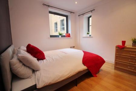 1 bedroom Property to let in WestOne Apartments, S3 7SS