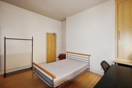 1 bedroom Property to let in Bank Street, City Centre, S1