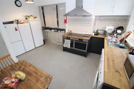 1 bedroom Property to let in Convent Walk, S3 7RW