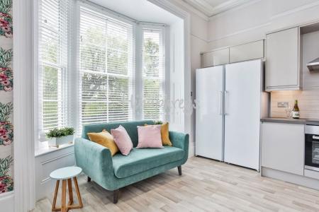 1 bedroom Property to let in Sale Hill, S10 5BX