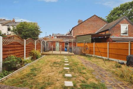 2 bedroom Property to let in Woodseats Road