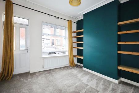 2 bedroom Property to let in Woodseats Road