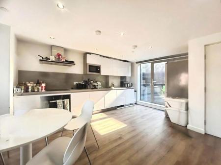 1 bedroom Property to let in Sudbury Street, S3 7LW