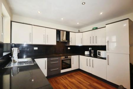 1 bedroom Property to let in Gell Street