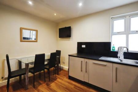 1 bedroom Property to let in Gell Street