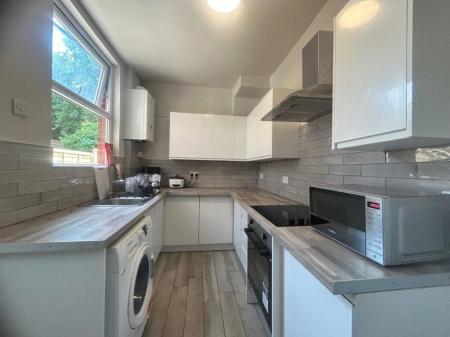 1 bedroom Property to let in Sharrowvale Road, S11