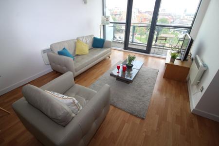 2 bedroom Flat for sale in Fitzwilliam Street, S1