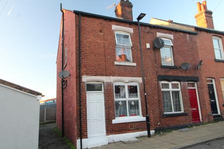 Swarcliffe Road, S9