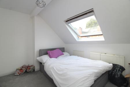 5 bedroom Detached house for sale in Violet Bank Road