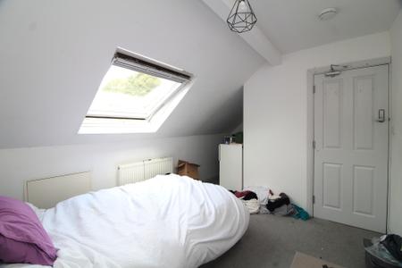 5 bedroom Detached house for sale in Violet Bank Road