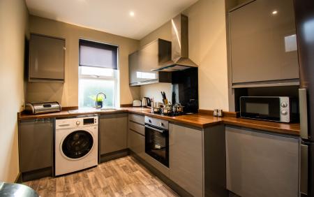 5 bedroom Semi-detached house for sale in Vivian Road, Sheffield, S5