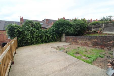 5 bedroom Semi-detached house for sale in Vivian Road, Sheffield, S5