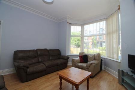 1 bedroom Property to let in Southgrove Road, S10