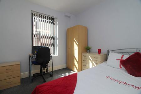 Southgrove Road, S10