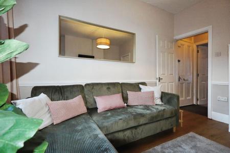 1 bedroom Property to let in Hunter`s Bar, S11