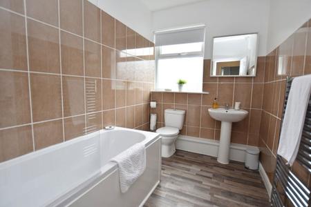 3 bedroom Property to let in Edmond Road, S2