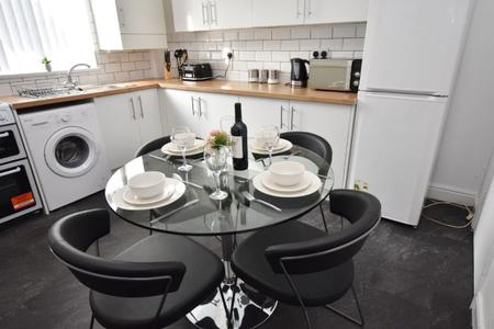 3 bedroom Property to let in Edmond Road, S2