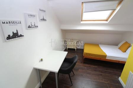 6 bedroom Property to let in Watson Road, S10