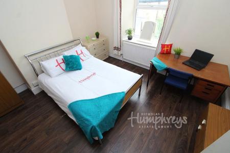 6 bedroom Property to let in Watson Road, S10