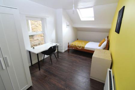 6 bedroom Property to let in Watson Road, S10