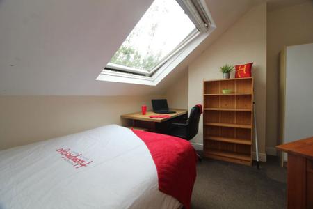 5 bedroom Property to let in Brighton Terrace Road, S10 1NU