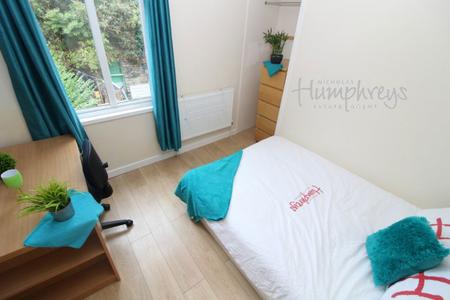 5 bedroom Property to let in Blakeney Road, S10