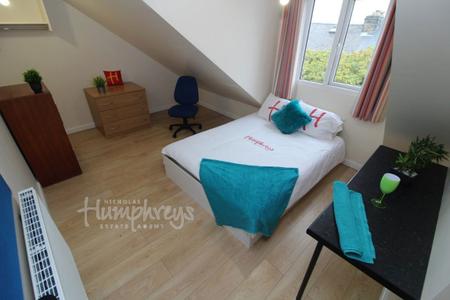 5 bedroom Property to let in Blakeney Road, S10