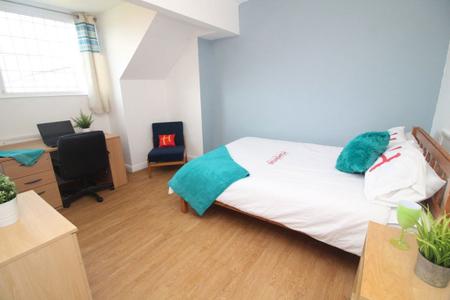 4 bedroom Property to let in Pickmere Road, S10