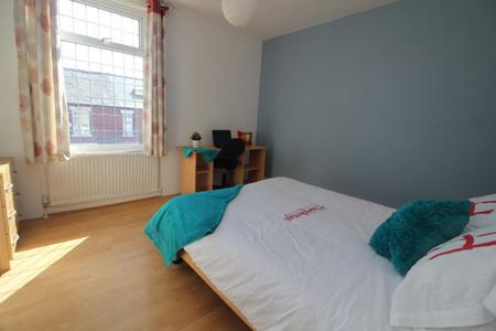 4 bedroom Property to let in Pickmere Road, S10