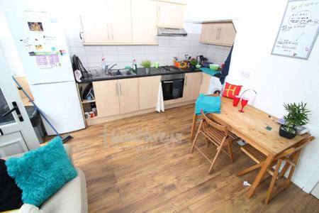 3 bedroom Property to let in Mulehouse Road, S10