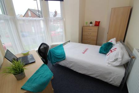 4 bedroom Property to let in Pickmere Road, S10