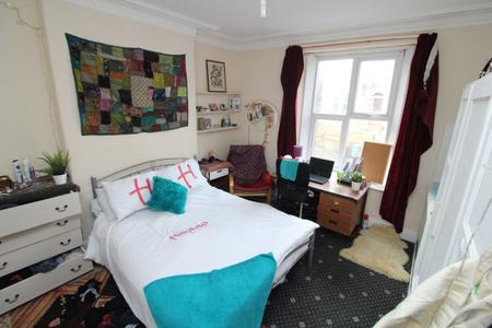 Harcourt Road, S10