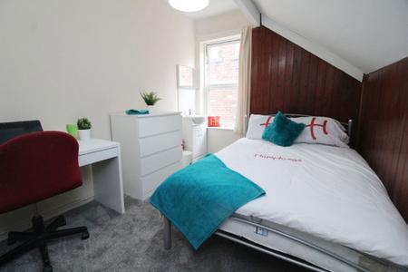 5 bedroom Property to let in Harcourt Road, S10