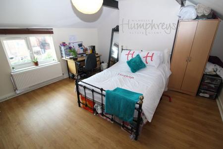 6 bedroom Property to let in Filey Street, S10