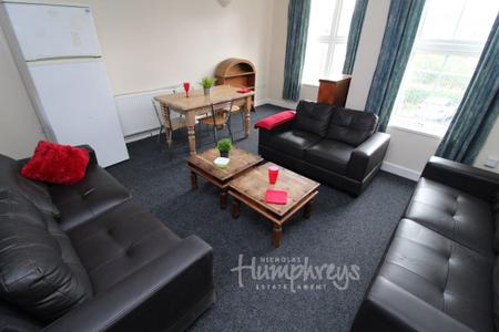 4 bedroom Property to let in Brandreth Close, S6