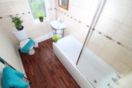 1 bedroom Property to let in Holland Place, S2 - 1 ROOM LEFT!!