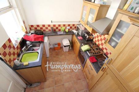 1 bedroom Property to let in S7 - Machon Bank - No Deposit