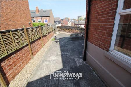 6 bedroom Property to let in Kearlsey Road - S2 - 8am to 8pm Viewings